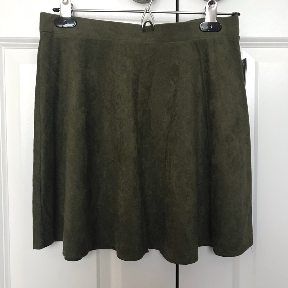 Brand New Hunter Green Skirt